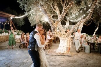 The wedding of Stephanie and James in Agreco farm