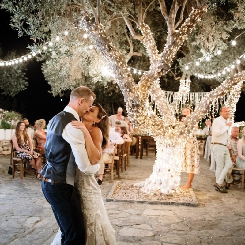 The wedding of Stephanie and James in Agreco farm