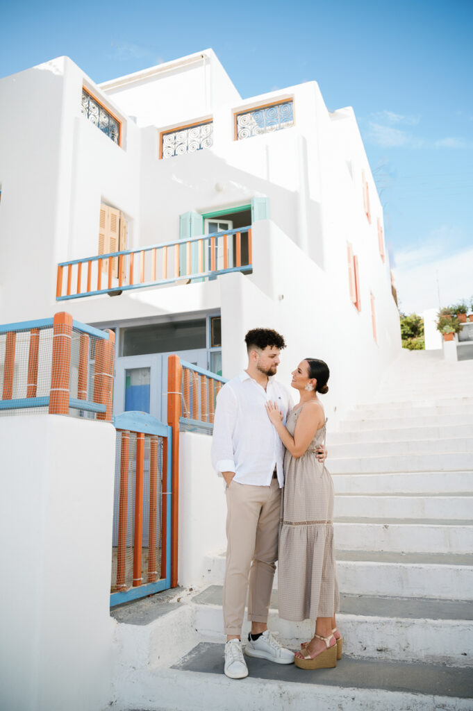 Elopement in Milos with breathtaking backdrop