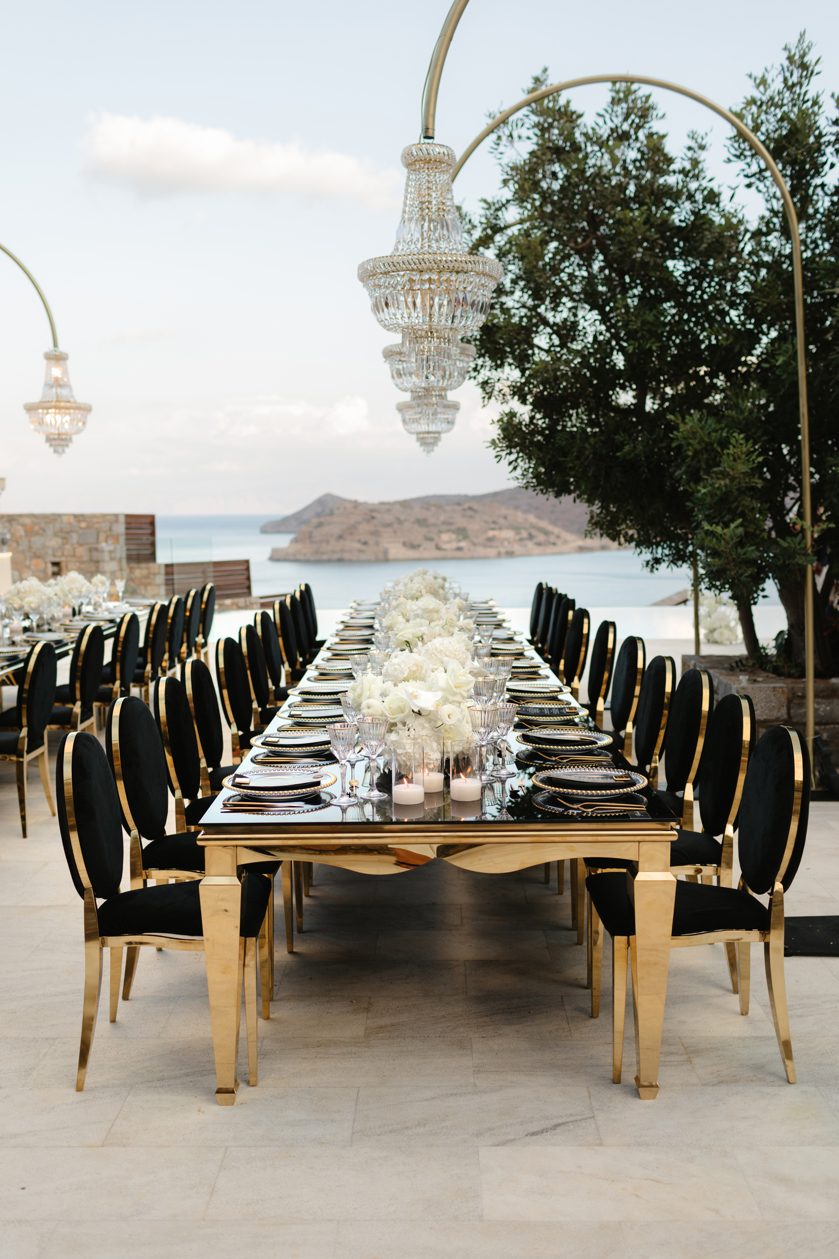 Marina and Giovanni’s wedding was a true celebration of love, style, and elegance, set in the picturesque village of Plaka, Crete.