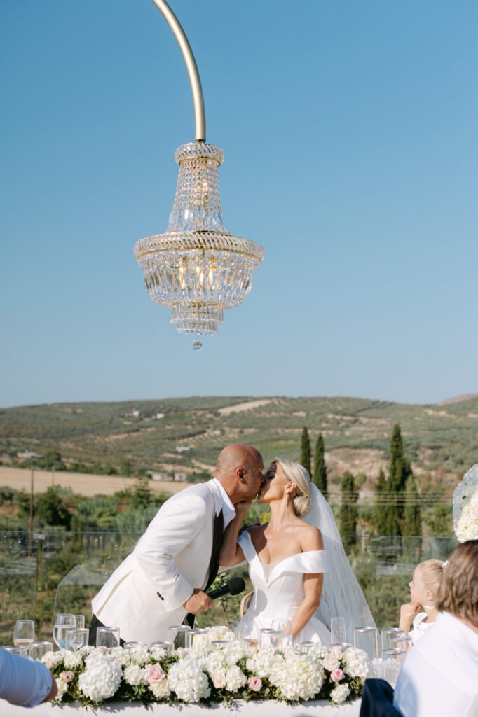 luxurious wedding in Greece