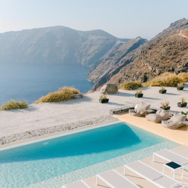 The Top 10 Wedding Venues in Greece for 2025