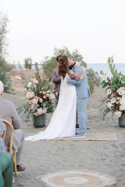 beach wedding in Greece